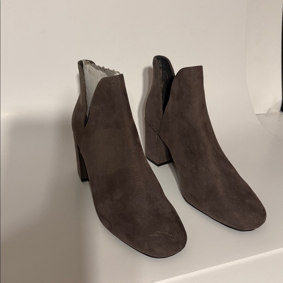 Journee Collection Shoes - Journee Lola Collection Medium Grey Ankle Booties Heel “3” Size 12